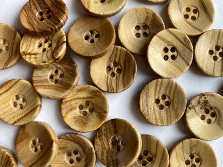 Wooden buttons | bamboo | wood | toggle | TextileGarden